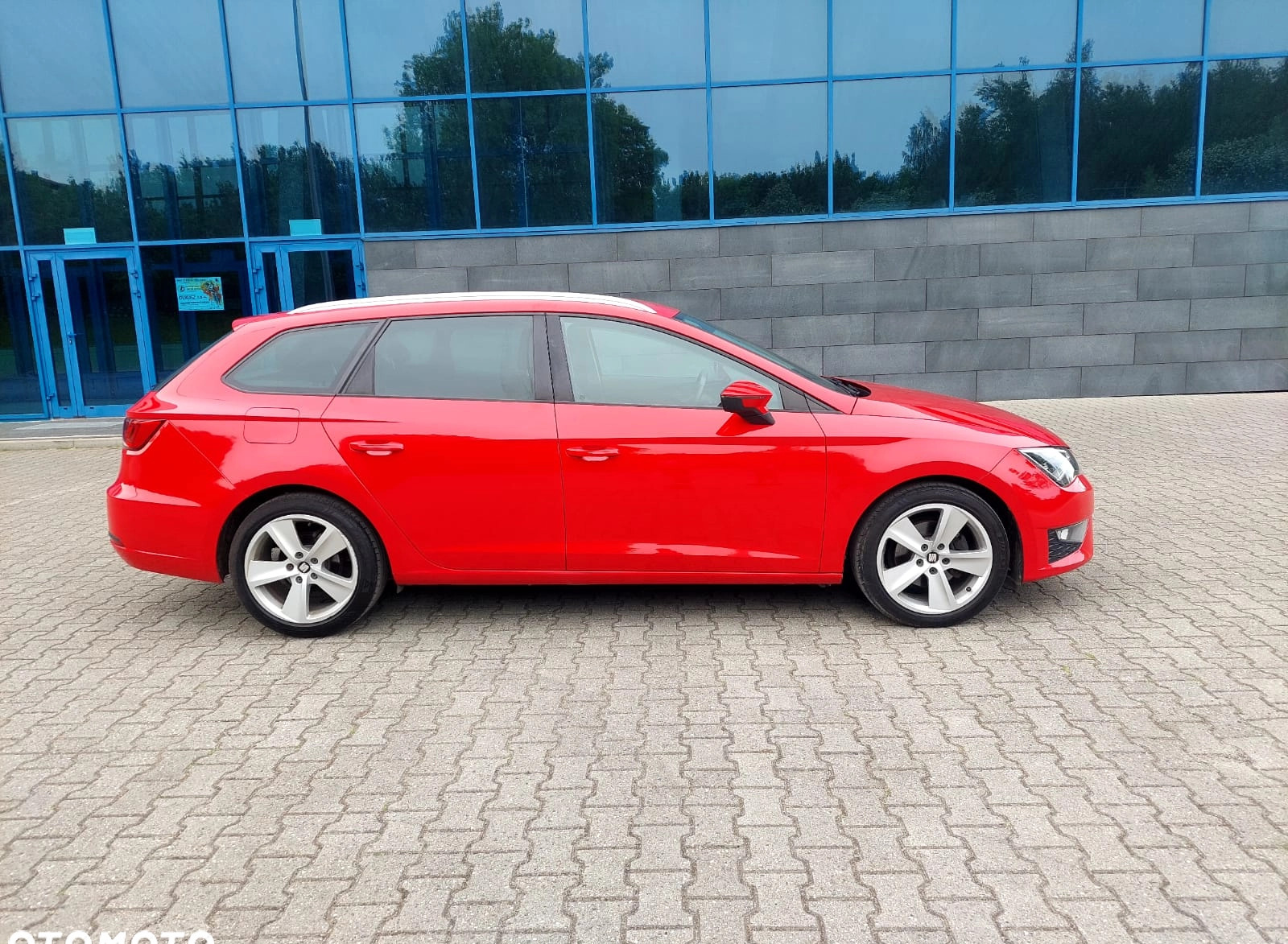 Seat Leon cena 44900 przebieg: 176707, rok produkcji 2015 z Olkusz małe 154